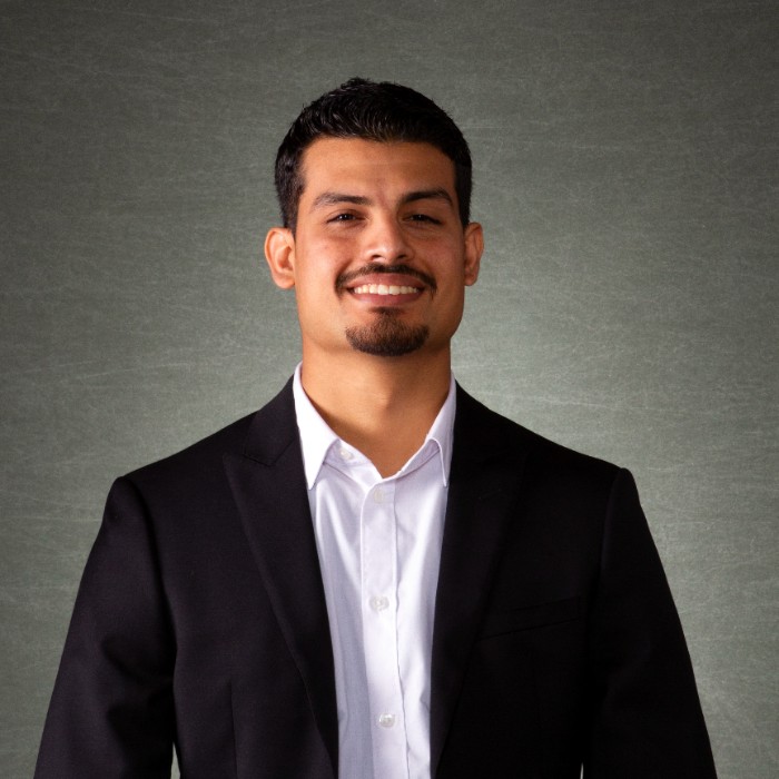 Justin Sandoval headshot